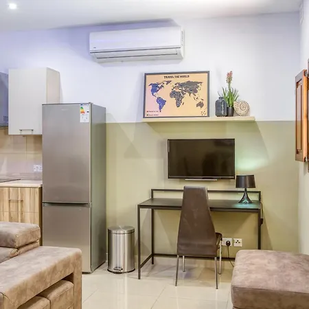Lejlighed Modern 2br With Backyard In Vibrant St Julians By 360 Estates Saint Julian's